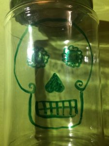 Halloween Totenkopf auf Einmachglas fast fertig