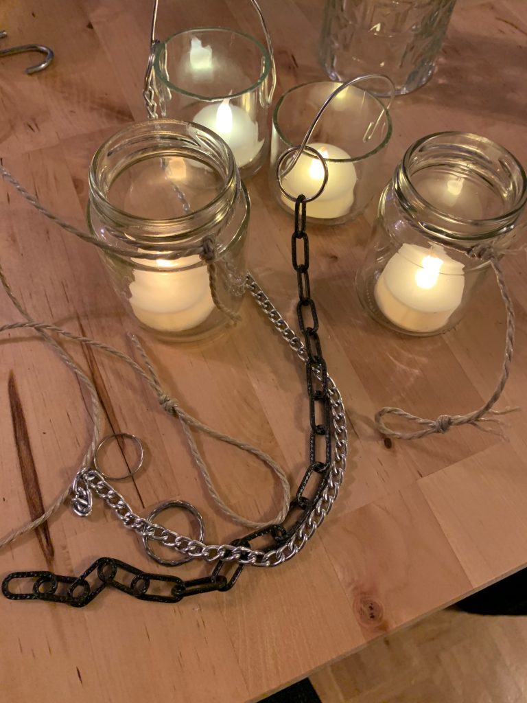 Teelichthalter-Gläser mit Ketten- oder Bindfaden-Aufhängung